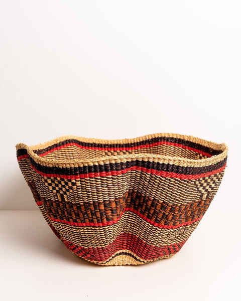 Elegant Wavy Hand - Woven Basket 3 - Nathez out of Africa