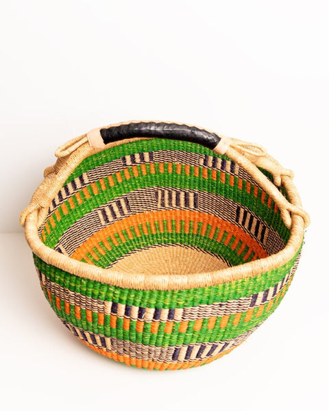 Obaa Sima(Woman of Substance) Hand - Woven Round Basket 009 - Nathez out of Africa