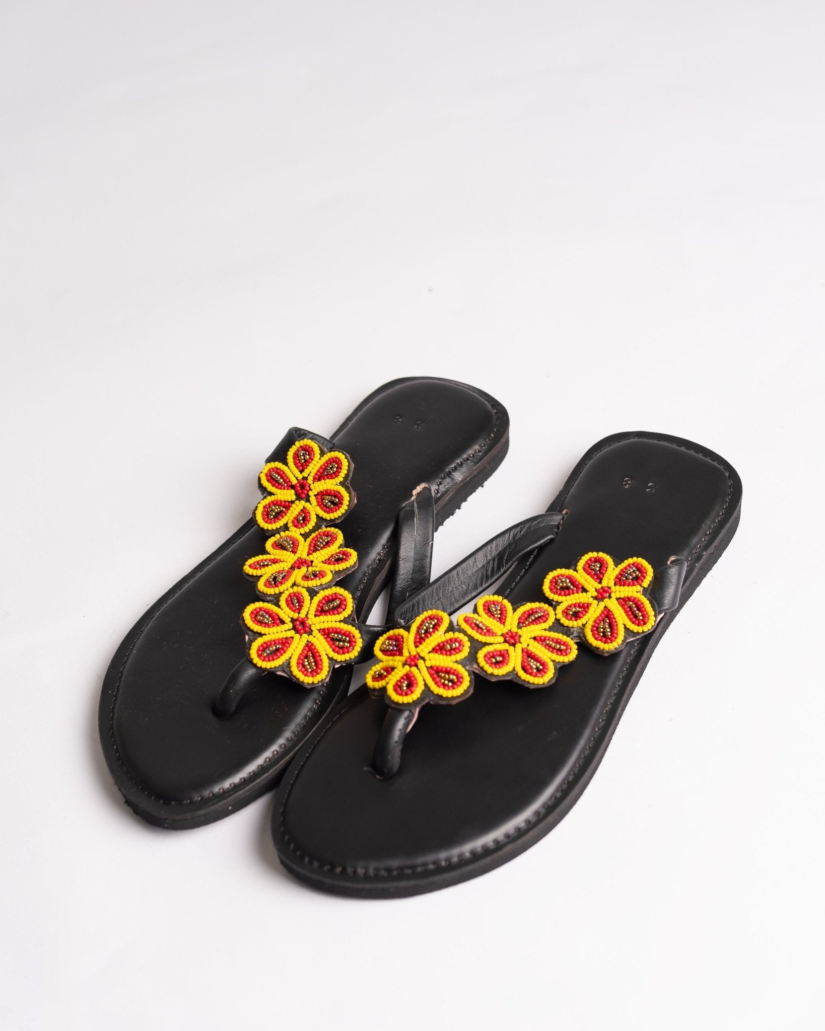 Hand-beaded Kenyan leather comfy slippers with Maasai beadwork, Ref 3017 — handcrafted in Kenya