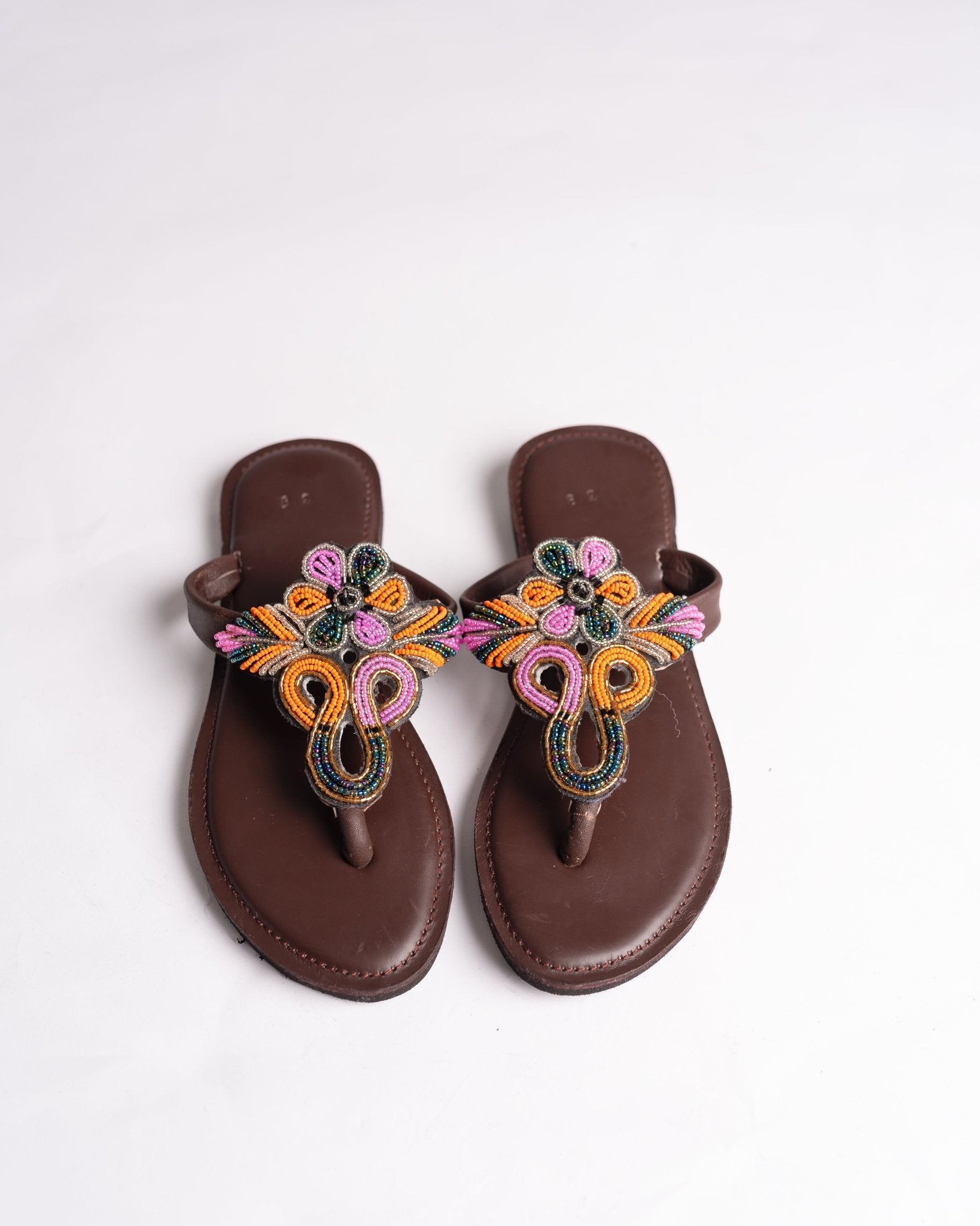 Hand-beaded Kenyan leather comfy slippers with Maasai beadwork, Ref 3175 — handcrafted in Kenya