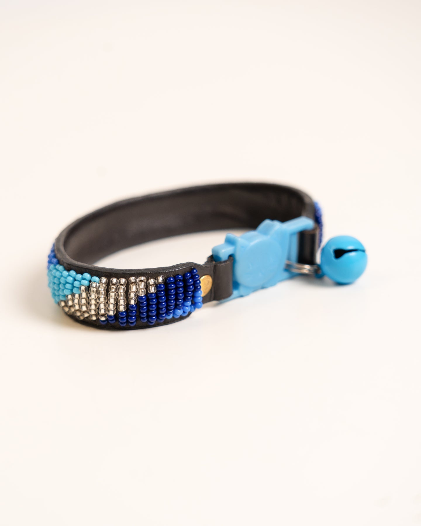 Hand-beaded leather Paka cat collar — African handmade kitten collar with bell, Kenyan artisan