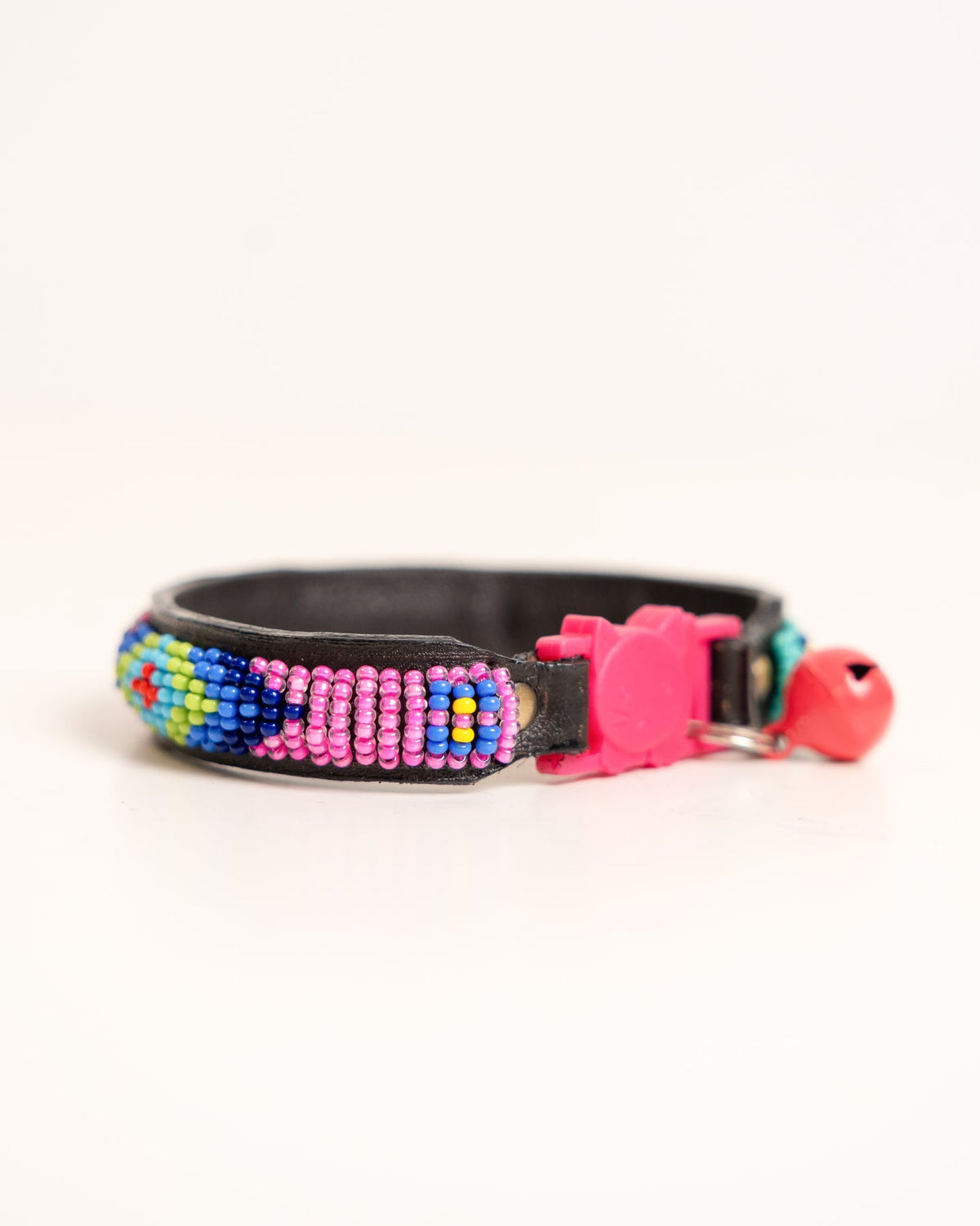 Hand-beaded leather Paka cat collar — African handmade kitten collar with bell, Kenyan artisan