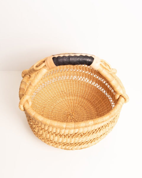 Obaa Sima(Perfect Woman)Hand - Woven Round Basket 005 - Nathez out of Africa