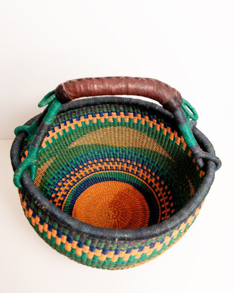 Obaa Sima(Perfect Woman)Hand - Woven Round Basket 006 - Nathez out of Africa