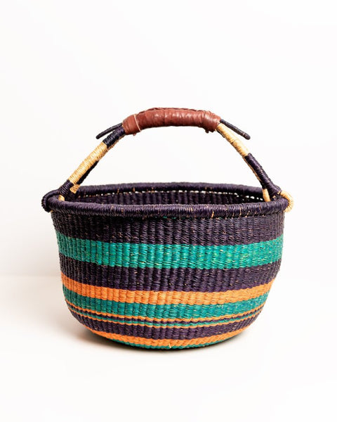 Obaa Sima(Woman of Substance) Hand - Woven Round Basket 008 - Nathez out of Africa